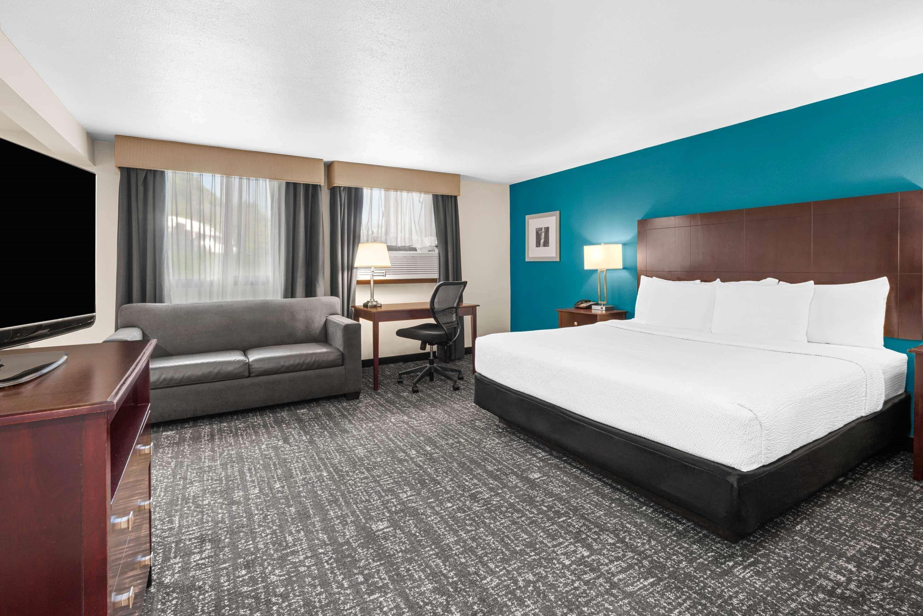 La Quinta By Wyndham Portland Nw Hotel Ngoại thất bức ảnh