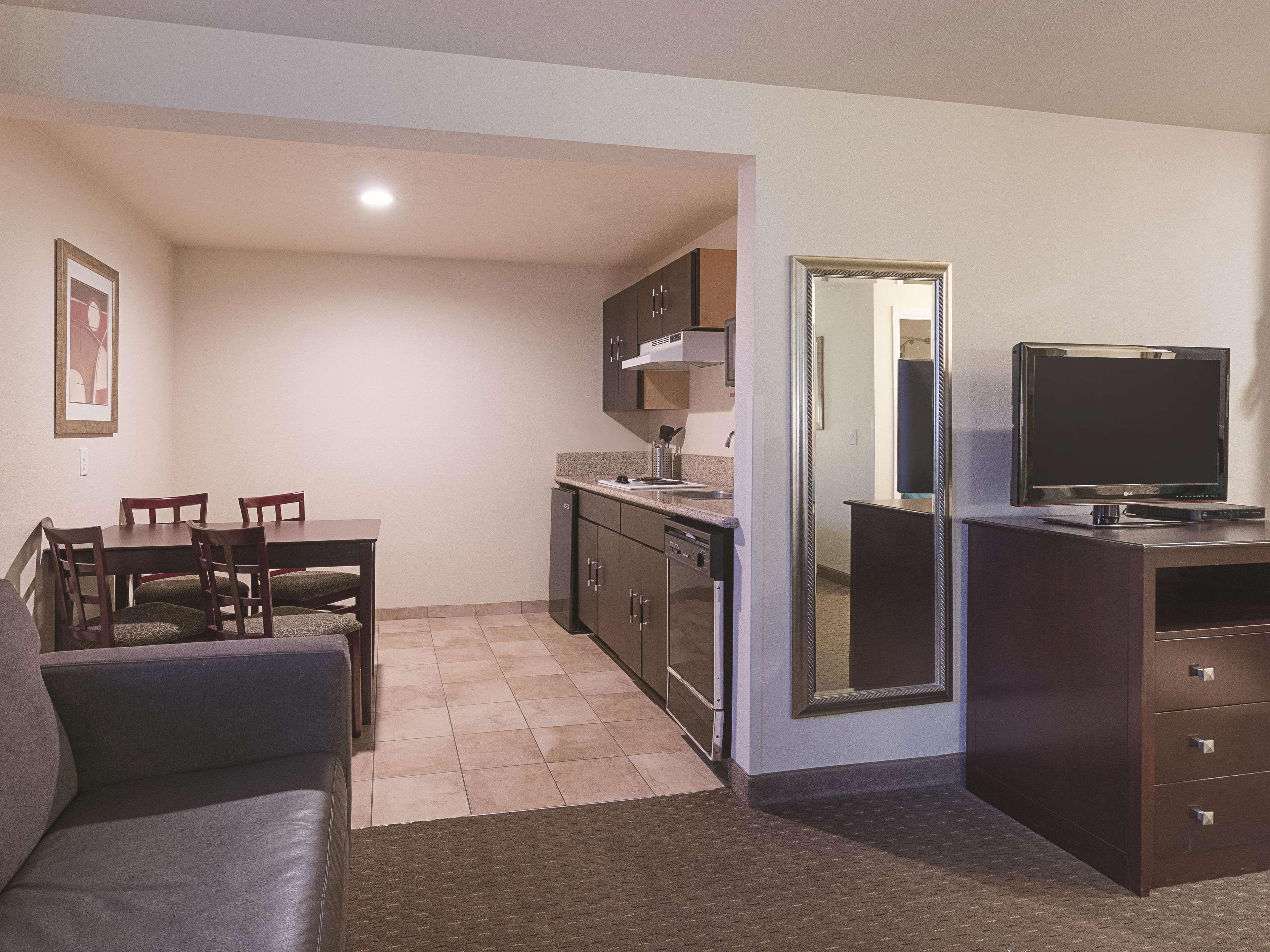 La Quinta By Wyndham Portland Nw Hotel Ngoại thất bức ảnh