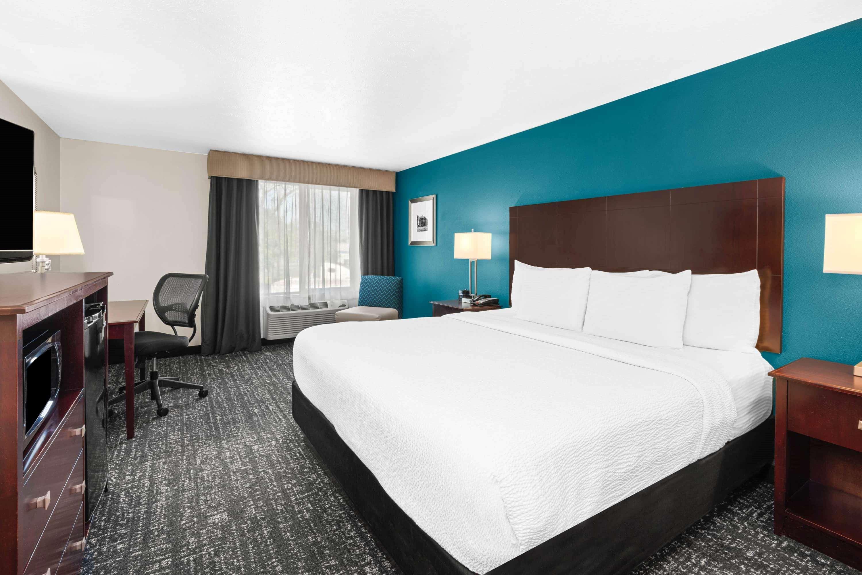 La Quinta By Wyndham Portland Nw Hotel Ngoại thất bức ảnh
