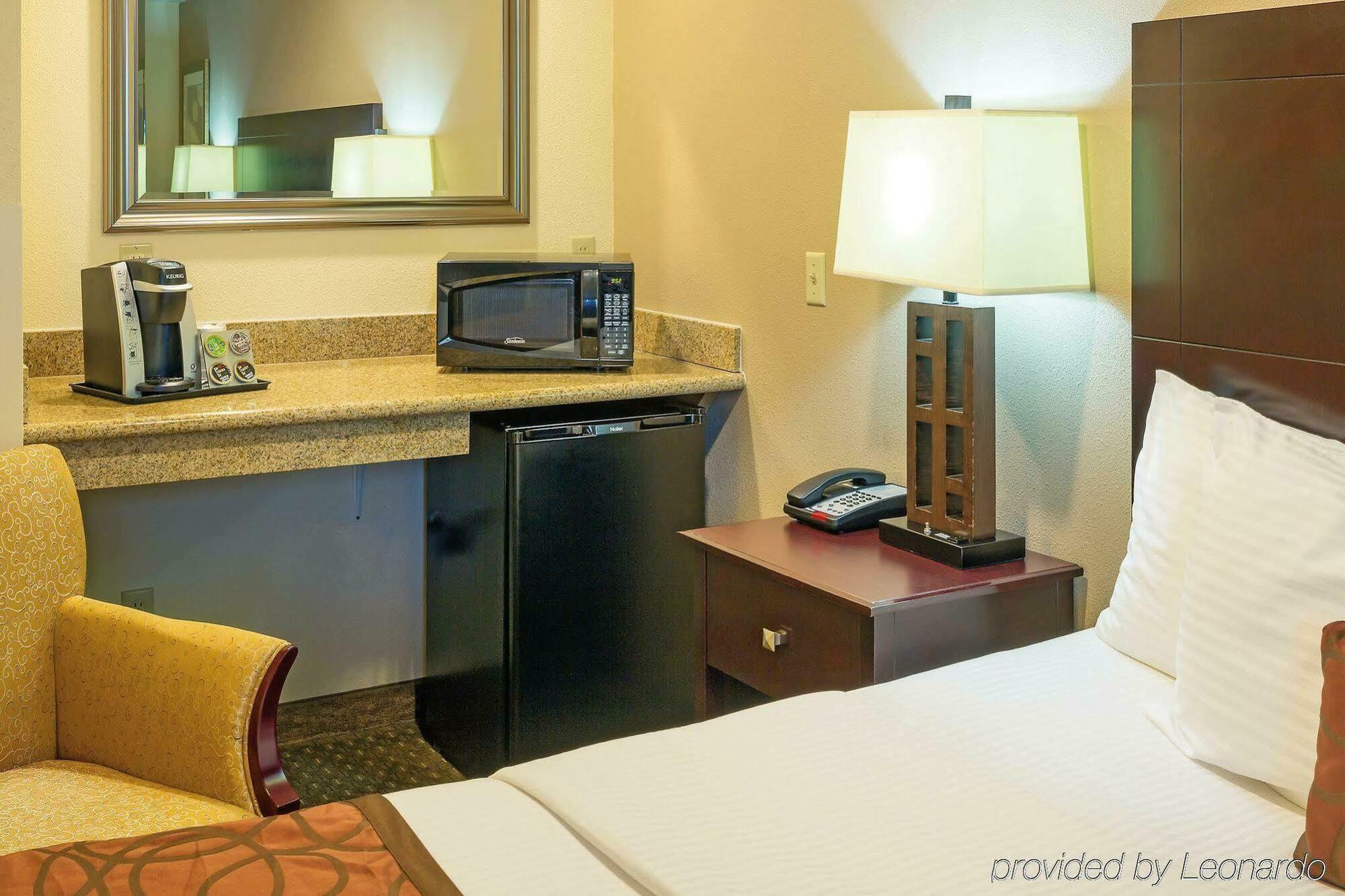 La Quinta By Wyndham Portland Nw Hotel Ngoại thất bức ảnh
